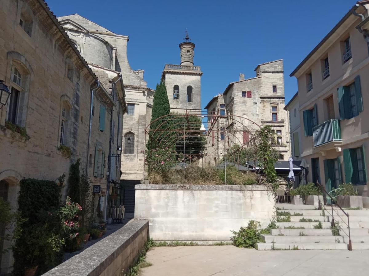 Proche Uzes Petit Gite Avec Grande Cuisine D'Ete Et Piscine Saint-Siffret المظهر الخارجي الصورة